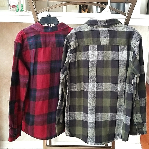Boys Flannel Shirts Plaid (S) 6/7 NWT Set of 2 - Picture 3 of 8
